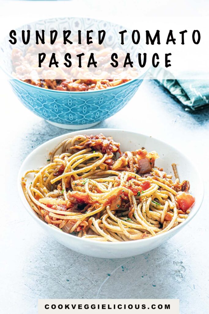 spaghetti with sundried tomato pasta sauce in bowl