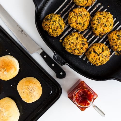 vegan chickpea burgers - recipe by Cookery School on Cook Veggielicious