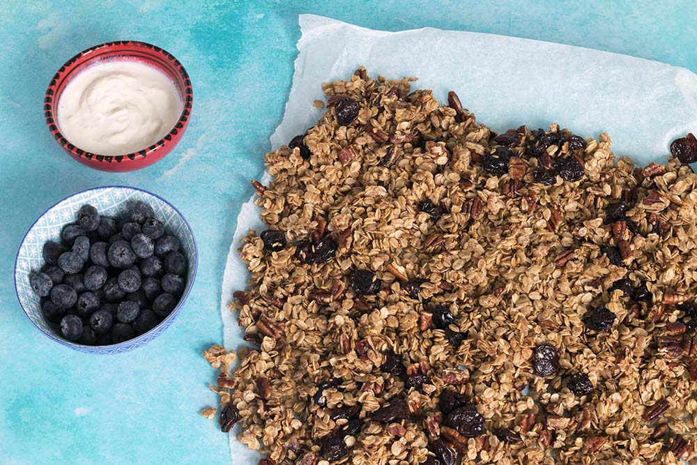 vegan granola recipe with cherries and pecan nuts