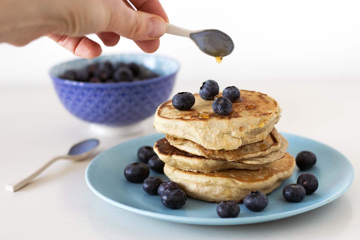 Vegan banana and peanut butter pancakes Cook Veggielicious